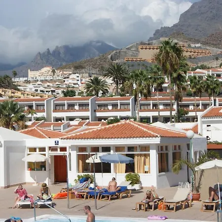 Apartmán Island Village Playa de las Americas (Tenerife)