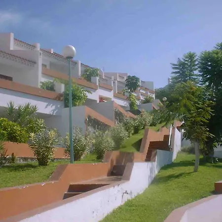 Island Village Apartman *